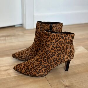Clarks Leopard Pointed Booties Woman US 7